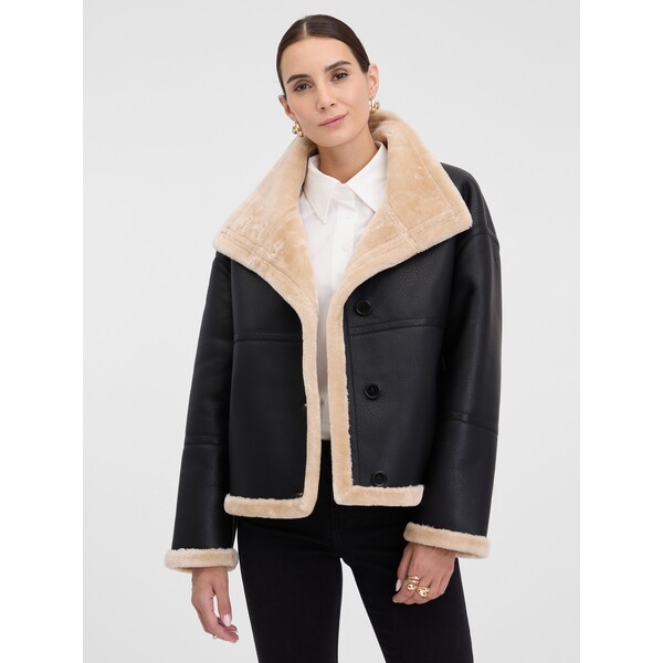 Czarna damska kurtka z imitacji skóry z futerkiem ORSAY 1002107A00877