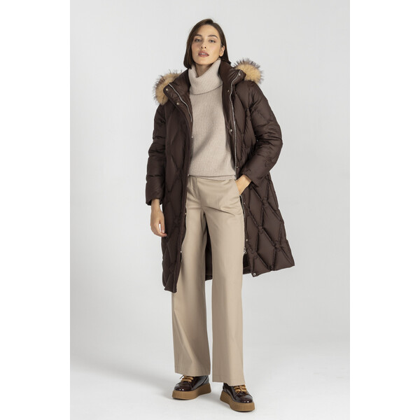 Deni Cler Brązowa kurtka puchowa z ozdobnym pikowaniem T-DC-9058-E5-40-70-1