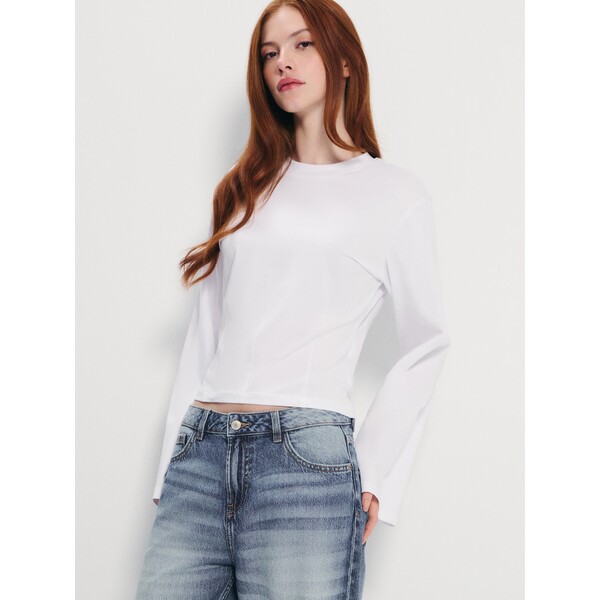 House Biała taliowana koszulka z długim rozkloszowanym rękawem 615JL-00X