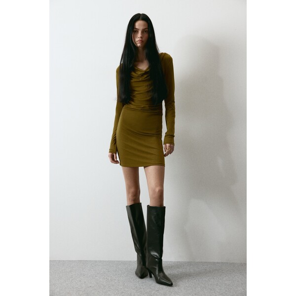 H&M Dżersejowa sukienka z drapowanym dekoltem 1324336