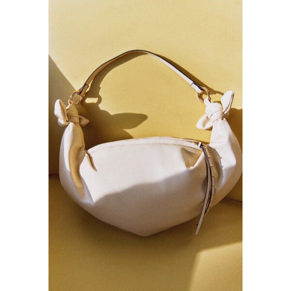 H&M Torebka na ramię zdobiona węzłami 1293994