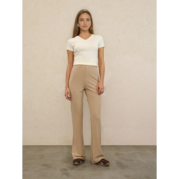 Sinsay Spodnie flare z materiału tech-poly 723GZ-08X