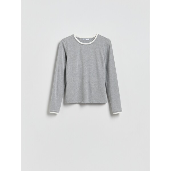 Reserved Longsleeve z kontrastową lamówką 491KL-09M