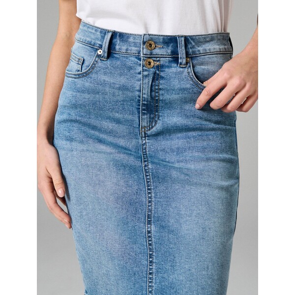 Sinsay Jeansowa spódnica do kolana z rozcięciem z tyłu 492GY-50J