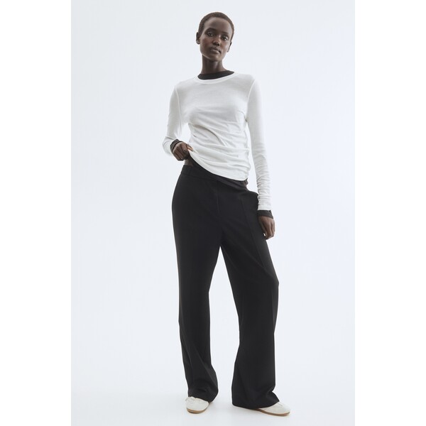 H&M Eleganckie spodnie z diagonalu 1317087
