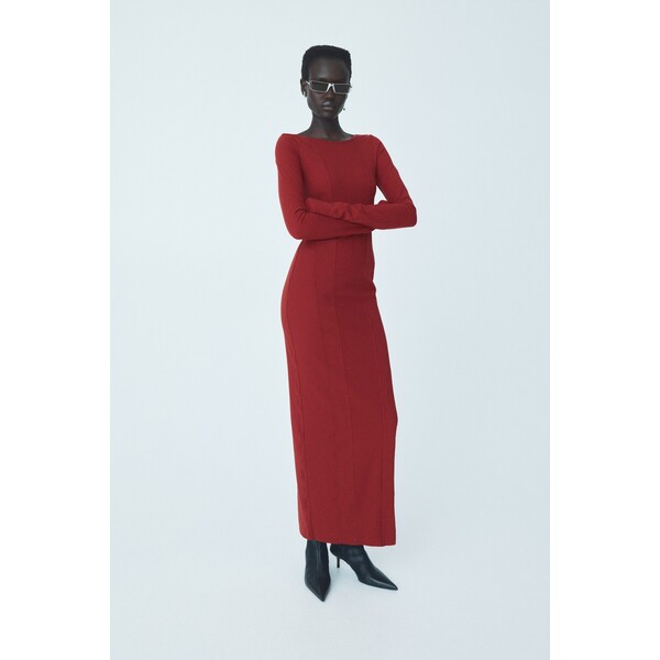 H&M Długa dopasowana sukienka 1302515