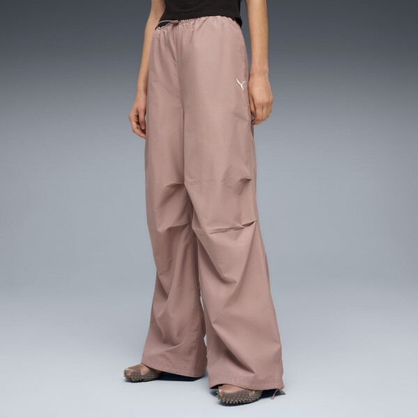 Puma Damskie spodnie spadochroniarskie Wardrobe Essentials Sandstone