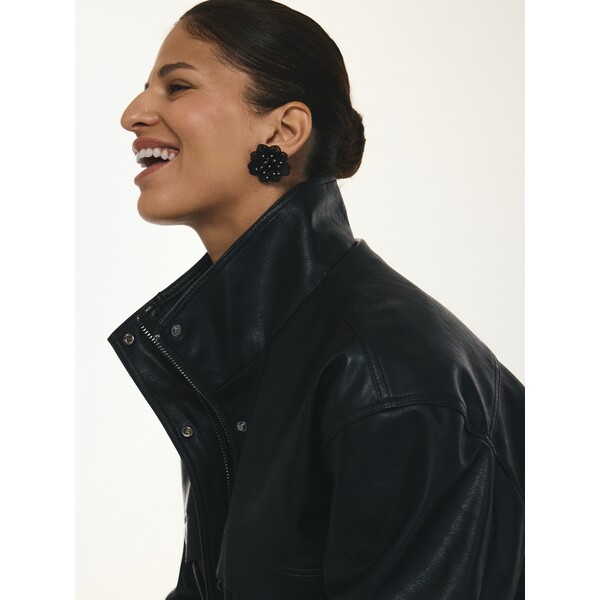 Reserved Kolczyki w kształcie kwiatów 033ID-99X