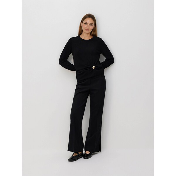 Reserved Sweter z detalem 383HI-99X