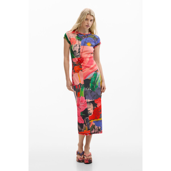Desigual Dopasowana sukienka z nadrukiem 26SWVKXG3049