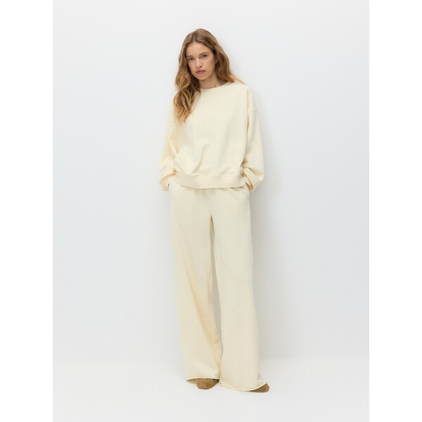 Reserved Gładka bluza z bawełną 758HS-02X