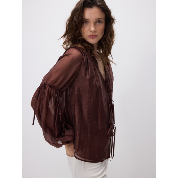 Reserved Bluzka z ozdobnym wiązaniem 776II-88X