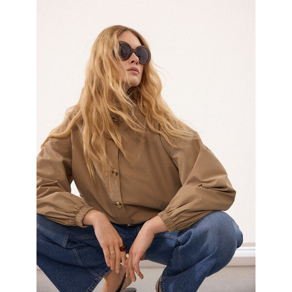 Mohito Kurtka z wysokim kołnierzem 861IS-80X