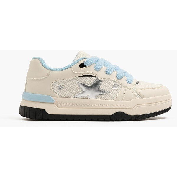 Cropp Sneakersy z pluszowymi sznurowadłami 368IG-MLC