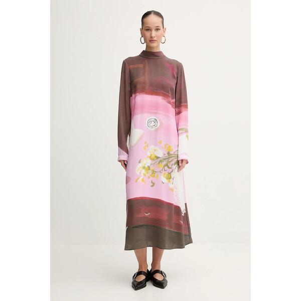 Stine Goya sukienka  kolor różowy midi prosta SG-PS26-D017-2263P SG.PS26.D017.2263P