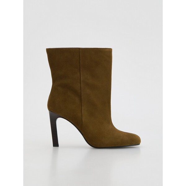 Reserved Zamszowe botki na obcasie 563ID-80X