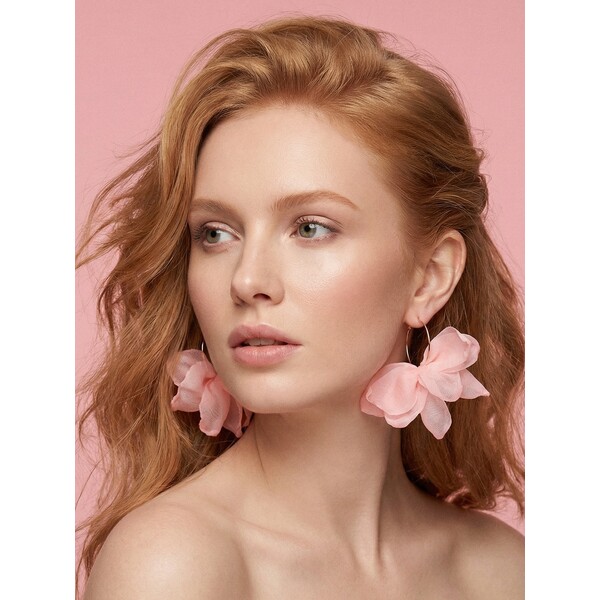 Sinsay Kolczyki w kształcie kwiatów 585IM-03X