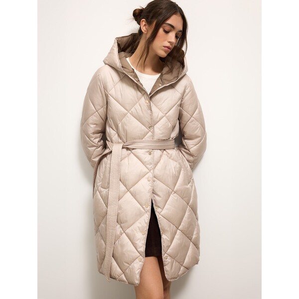 Mohito Pikowany płaszcz 521GX-08X