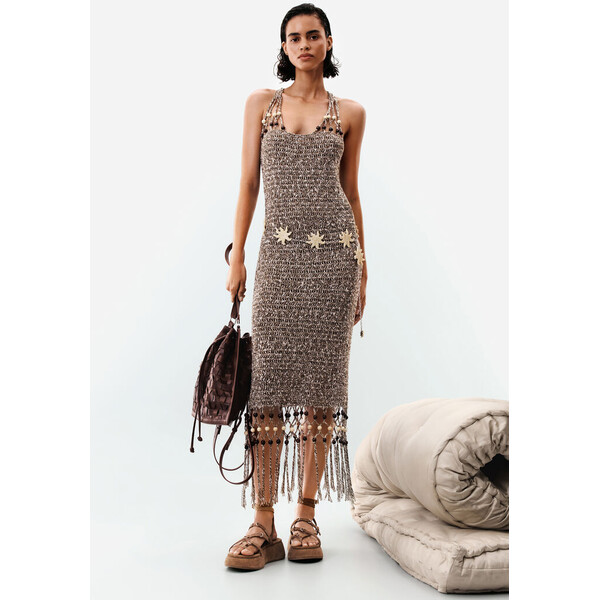 Desigual sukienka na ramiączkach z frędzlami 26SWVF176000