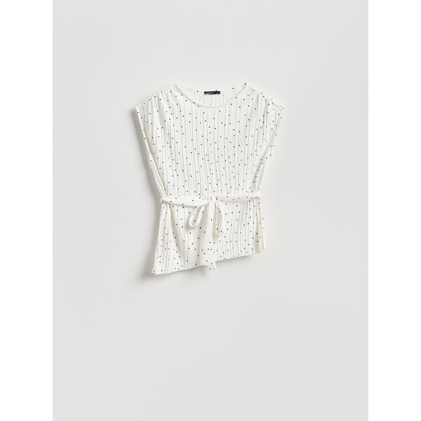 Reserved Asymetryczny top 318HT-00X