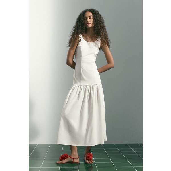 H&M Rozszerzana sukienka z odkrytymi plecami 1345161