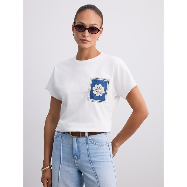 Mohito T-shirt z aplikacją 410KH-00X