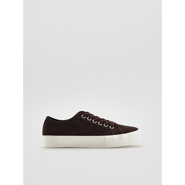 Reserved Zamszowe sneakersy 626ID-89X
