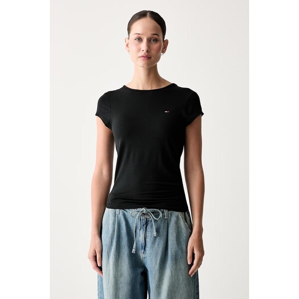 Tommy Jeans T-shirt damski z wiskozą  czarny DW0DW22802