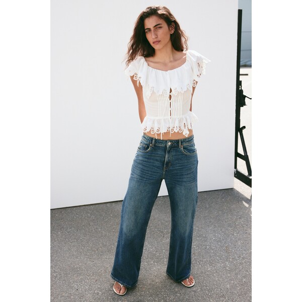 H&M Bluzka z haftem angielskim i falbanami 1366224