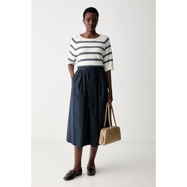 Weekend Max Mara spódnica z bawełną WKDALPACA  granatowa gładka 2625106041600