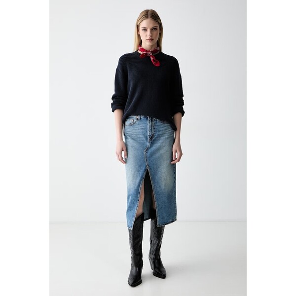 Levi's spódnica jeansowa DECON SLIT MIDI  niebieska z efektem sprania 008AF