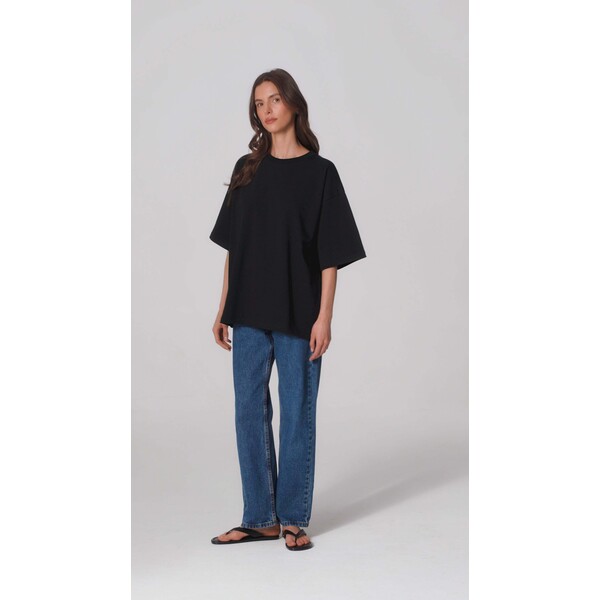 Le Brand T-shirt oversize w kolorze czarnym - Weston weston-black-os