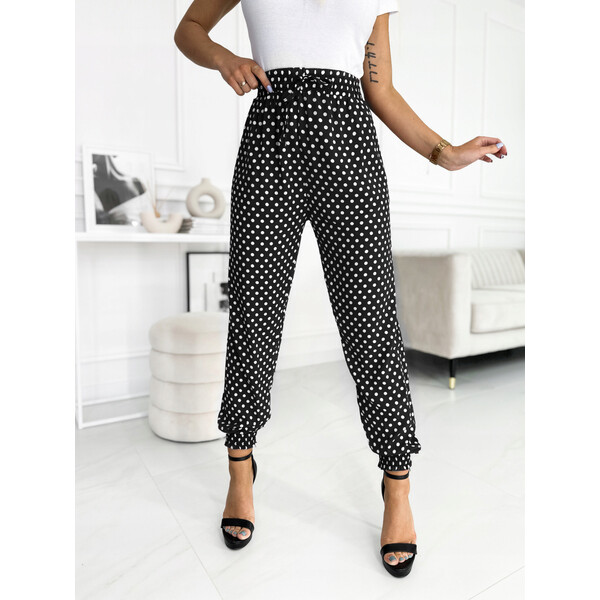Rose Boutique Czarne luźne spodnie w grochy