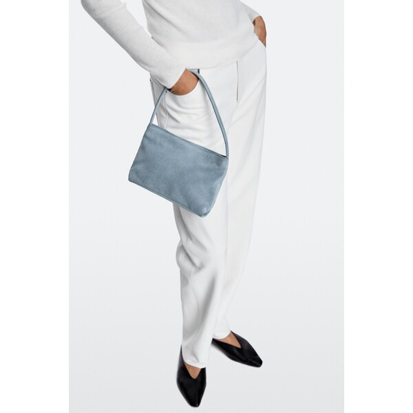 Massimo Dutti Zamszowa torebka na ramię 06972641-106