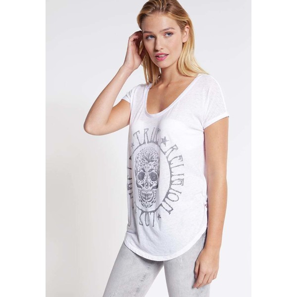 True Religion T-shirt z nadrukiem white TR121D03L