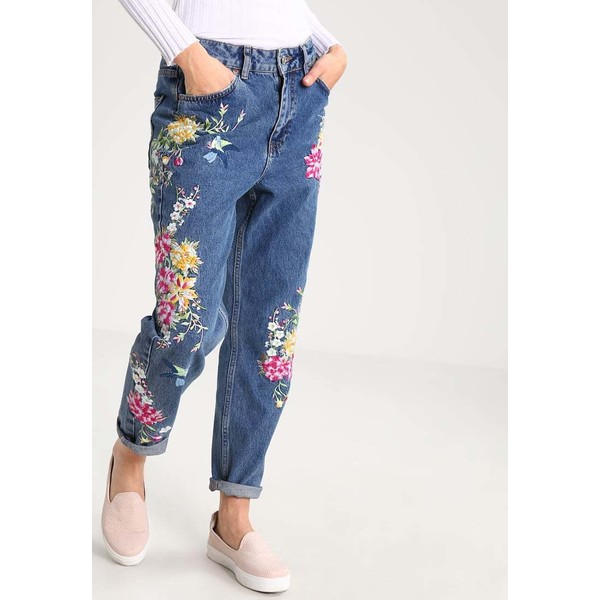 Topshop Petite MOM Jeansy Relaxed fit middenim TP721N03G