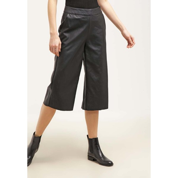 Saint Tropez Spodnie materiałowe black S2821A015