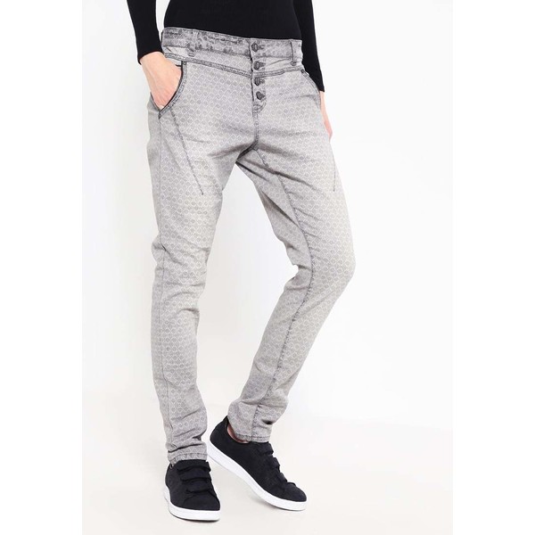 Cream BARAN Jeansy Relaxed fit drizzle grey CR221A02S