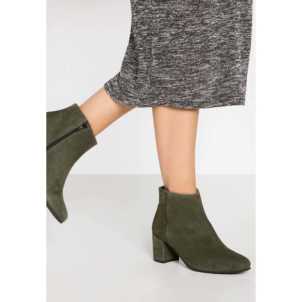 Pavement SELINA Ankle boot green PV111N00W