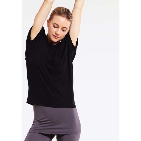 Curare Yogawear FANCY T-shirt basic black CY541D00R