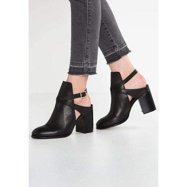 Miss Selfridge DARE Ankle boot black MF911N014