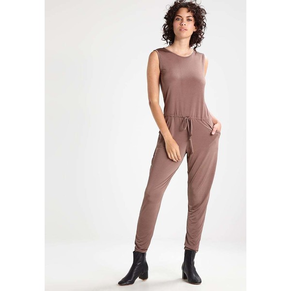 Missguided Kombinezon taupe M0Q21A01W