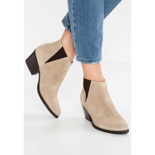 Pieces PSLAURA Ankle boot moonbeam PE311M006