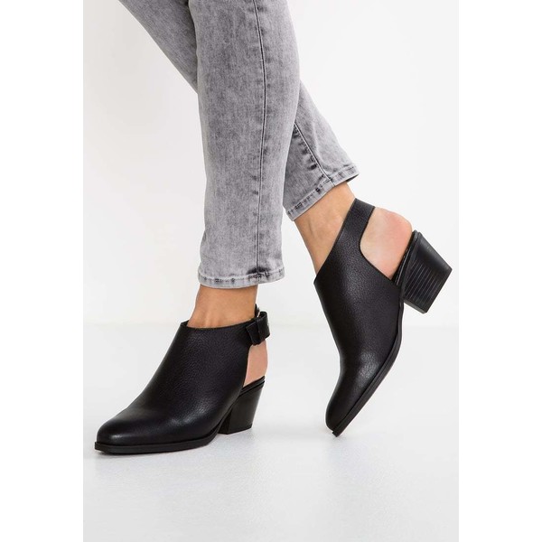 Pieces PSLAURA Ankle boot black PE311M005