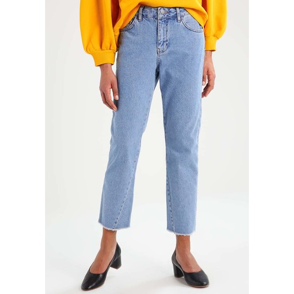 Topshop BOUTIQUE Jeansy Relaxed fit blue T0G21N005