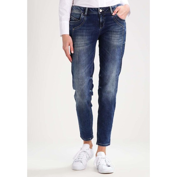 Betty & Co Jeansy Relaxed fit blue denim B0N21N006