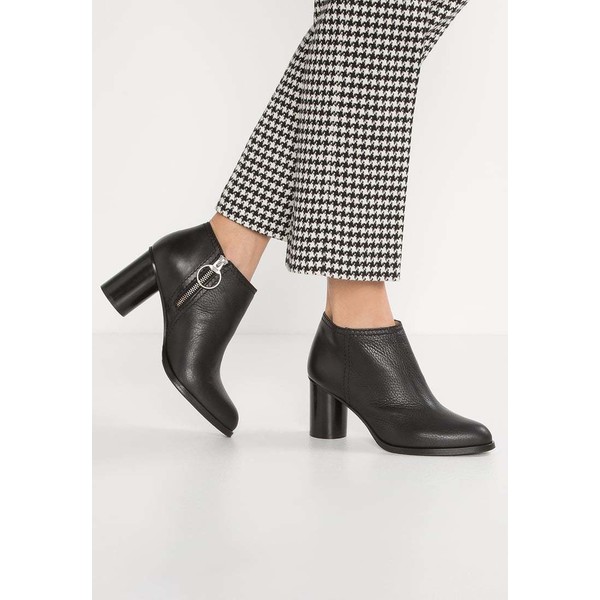 Hope AMY Ankle boot black H4211N00A