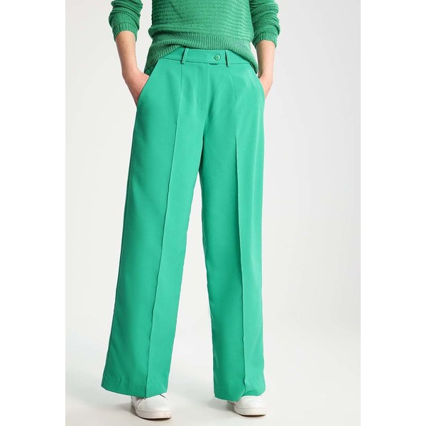 Lovechild HARPER Spodnie materiałowe leprechaun green LOB21A003