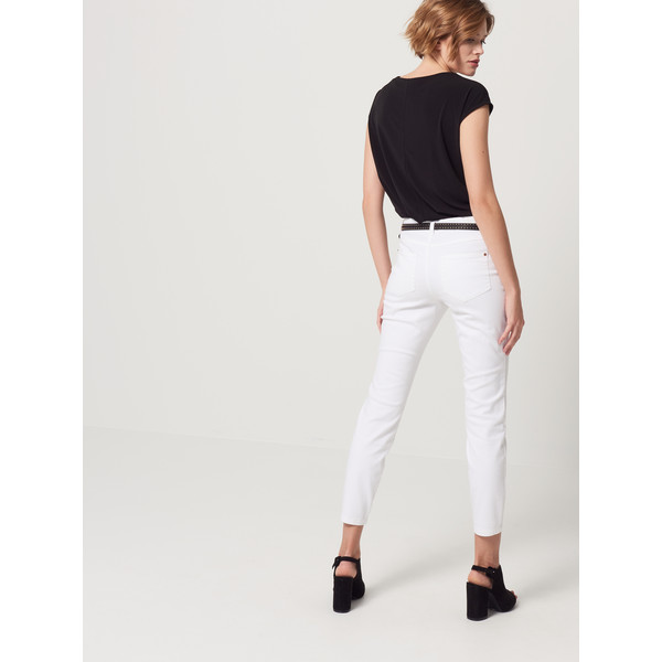Mohito Białe jeansy z prostą nogawką RF297-00J