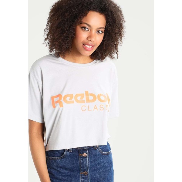 Reebok Classic T-shirt z nadrukiem light grey RE021D00B